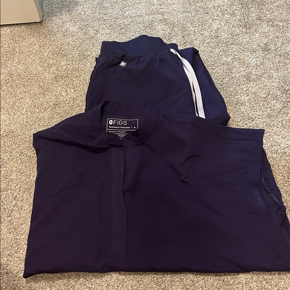 Figs Purple Scrub Ensemble